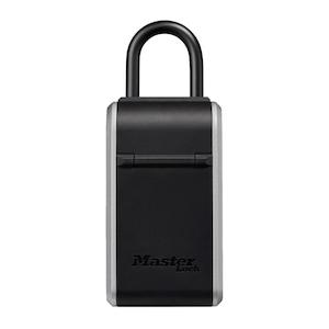 Master Lock MA5480: Large Capacity Lock Box With Shackle