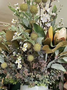 FLORAL ARRANGEMENT