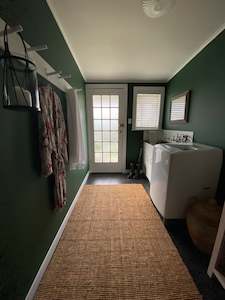 LAUNDRY/UTILITY ROOM