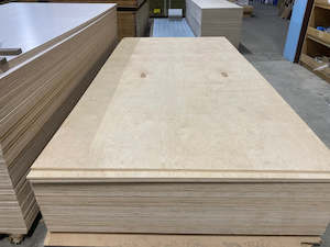 Plywood: Plywood 2400x1200x9mm Blondeline Birch Falcata Core Untreated