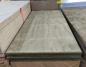 Plywood: 2700x1200x19mm H3.2 REJECT Ply