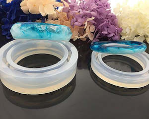 Bracelets Moulds: Bracelet Moulds - Diamond-Shaped Surface