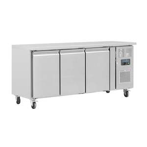 Professional equipment wholesaling: Polar U-Series 3 Door Counter Fridge 339Ltr