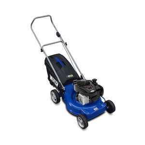 Landscaping and property maintenance service: Victa 140cc 4 Stroke Petrol Lawn Mower revamplandscapes