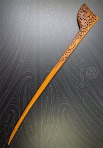 Tewhatewha hair pin