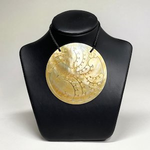 Gold Mother of Pearl Pendant - Pitau - 70mm (sml)