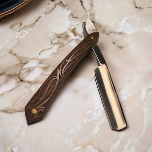 Cut Throat Razor - Moko Engraved