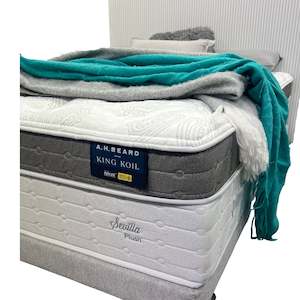 Bed: Sevilla Plush Mattress