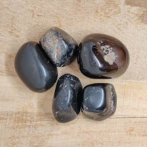 Black Onyx Tumbled Crystal