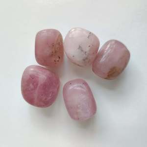 Rose Quartz Tumbled Crystal (2-3cm) - Dark