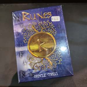 Internet only: Runes Oracle Cards