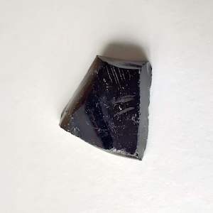 Black Obsidian Crystal Piece (2-3 cm)