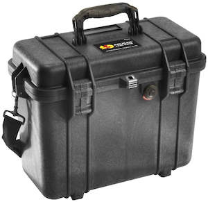 Pelican Cases - 1430 Protector Case - Internal dimensions: 344 x 146 x 297 mm.