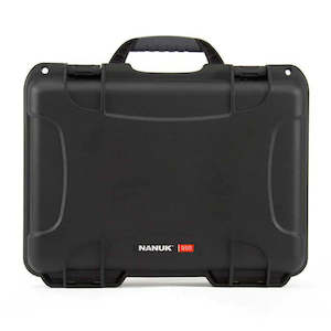 Nanuk - 910 - Internal Dimensions: 336 x 234 x 104 mm.