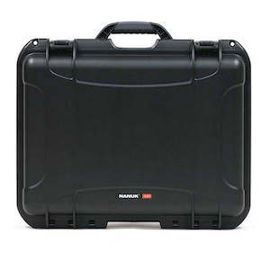 Nanuk - 930 - Internal Dimensions: 457 x 330 x 175 mm.