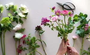 Spring Handtied Bouquet Workshop - September 16th