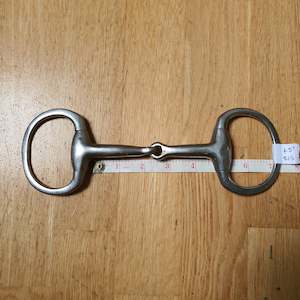 Stainless Steel single jointed eggbutt snaffle bit 1