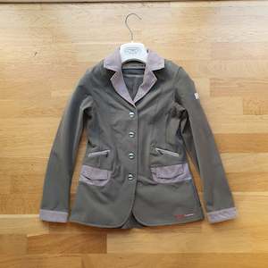 Animo grey show jacket girls age 10