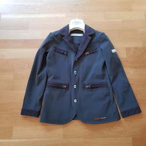 Animo boys grey show jacket  (boys size / age 10)