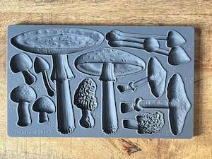 IOD Decor Mould 25 x 15cm - Toadstool