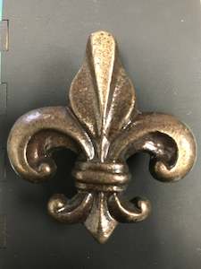 Homewares: Metal Fleur De Lis Knob