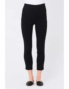 Suzie Capri Pant