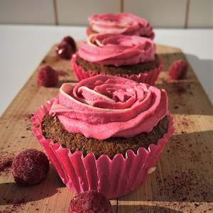 White Chocolate & Raspberry Cupcake