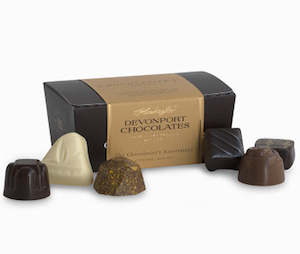 THE CHOCOLATIER'S ASSORTMENT GIFT