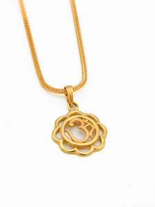 Pendants: 22ct Gold Om Pendant