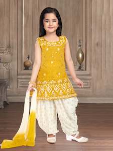 Girls Wear: Bhavi Patiala Suit