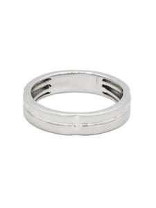 950 Platinum Mens Band Ring