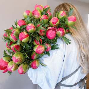 Florist: Peonies En Masse