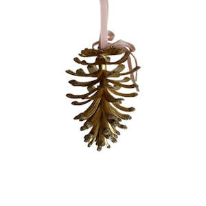 Pinecone Hanger