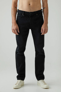 Clothing: NEUW Ray Straight ‘Reverent Black’