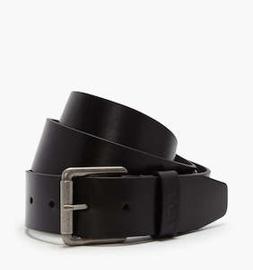 Clothing: LEVI'S Roller Belt