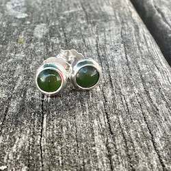 5mm New Zealand greenstone studs