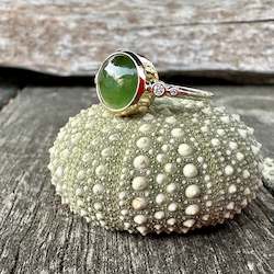 Jewellery: The TÅªÄª , NZ greenstone and diamond ring