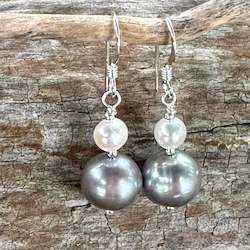 Freshwater pearl earrings