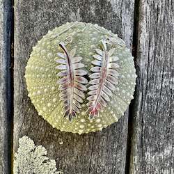 Jewellery: Silver fern earrings