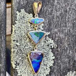 7.78 carat Australian boulder opal pendant