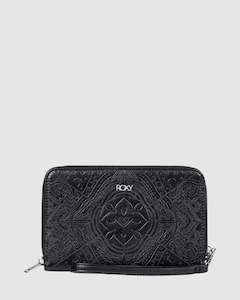 Womens Back In Brooklyn Zipper Wallet