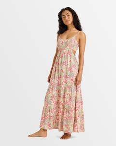 Womens Hot Tropics Maxi Printed Dress