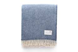 Blue cliffs blue throw