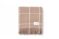 Totaras Tussock Throw