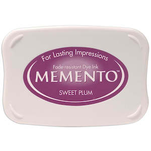 Tsukineko Memento Dye Ink Pad - Sweet Plum