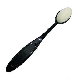 Montie's Craft Supplies - Oval Blending Brush