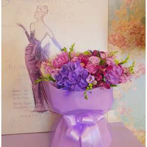 Florist: Luscious Lilac Jewel