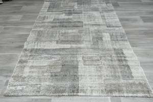 Mahsa Collection Modern Geometric Rug in Neutral Tones – Subtle, Contemporary Design