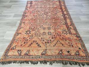 Vintage Tribal Moroccan Atlas Zayane Antique Rug Size: 252 x 168cm