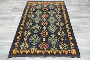 Wool: Vintage Moldavian Hand Made Kilim Rug  Size: 188 x 141cm